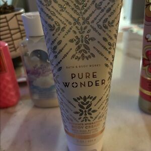 Bath and Body Works Pure Wonder Body Cream